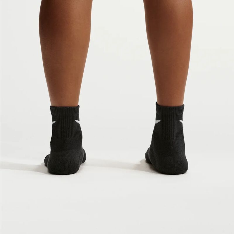 [Ljava.lang.String;@15fe89c1 Nike Everyday Elevated, Negro, hi-res
