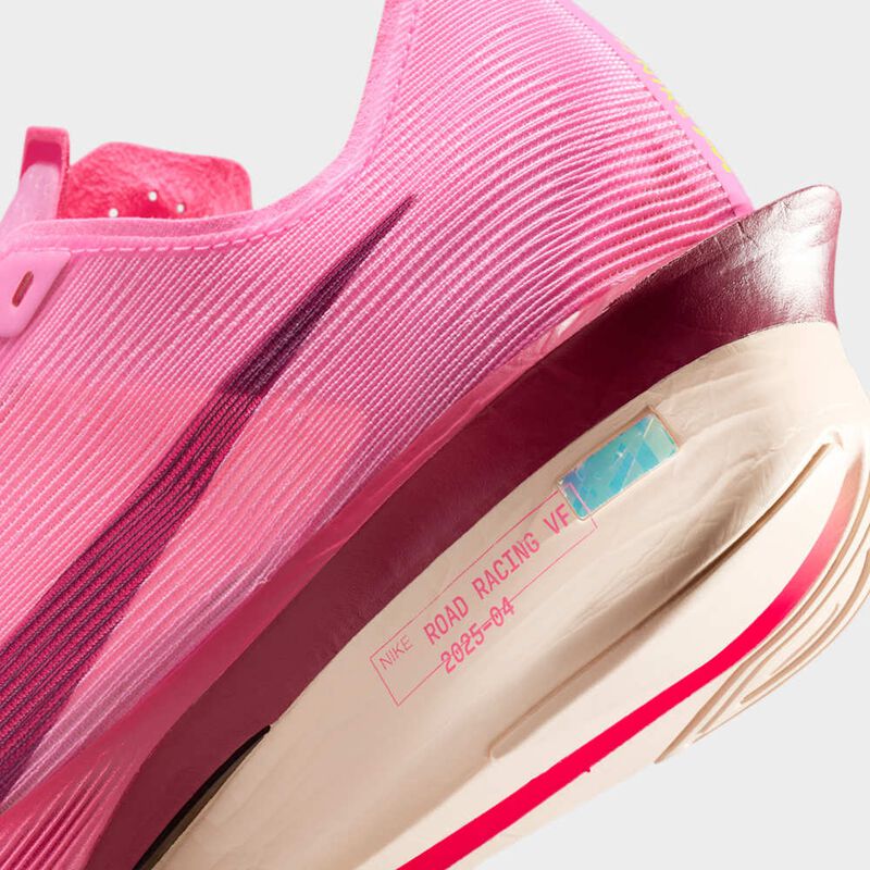 Nike Vaporfly 4, Pink Spell/Burdeos-Hyper Pink-Volt Ice-Ice Peach-Sweet Beet, hi-res