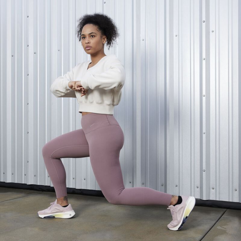 Nike Versair, Violeta Platino/Malva Ahumado/Amarillo Suave/Violeta Platino, hi-res