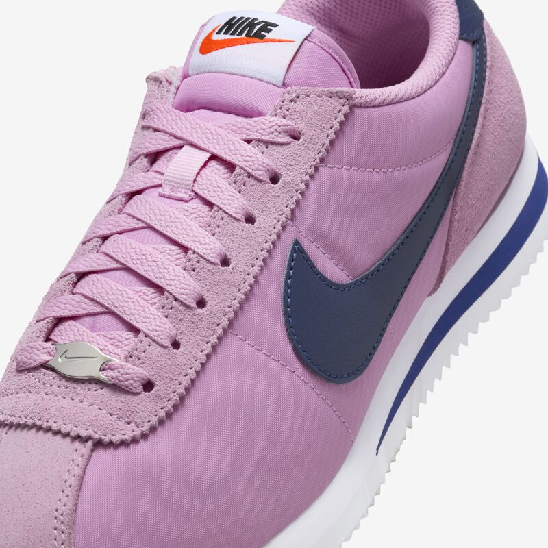Nike Cortez Textile, Más Allá Del Rosa/Azul Vacío-Blanco-Negro, hi-res