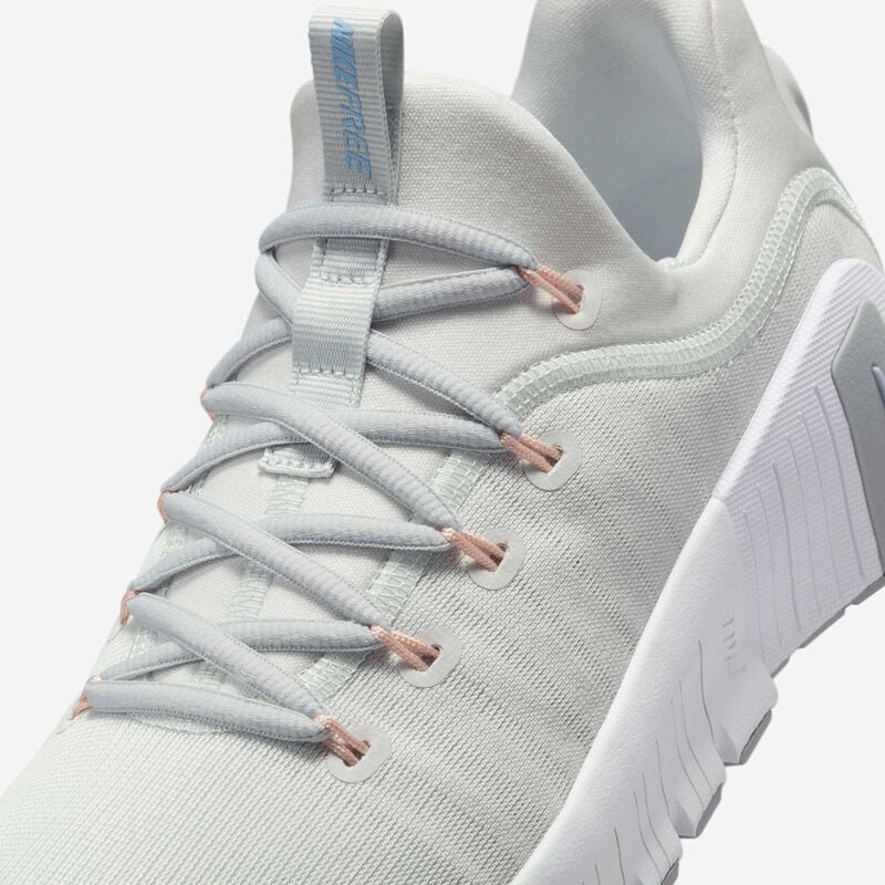 Nike Free Metcon 6, Polvo Fotón/Gris Humo Claro/Blanco Cumbre/Plata Metalizado, hi-res