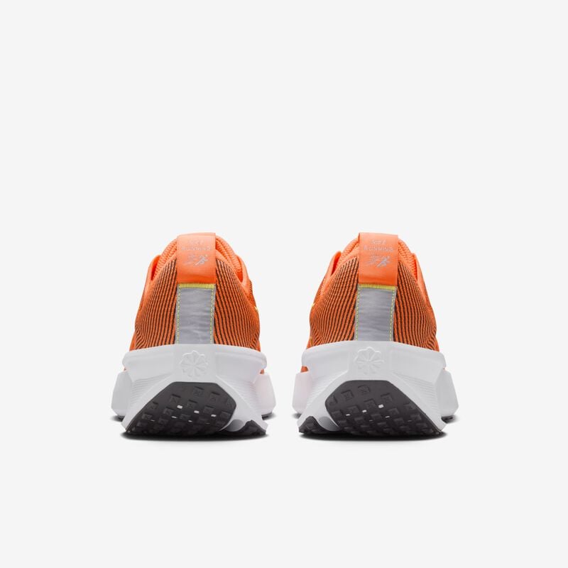 Nike Interact Run SE, Naranja Total/Voltio-Gris Fútbol-Negro, hi-res
