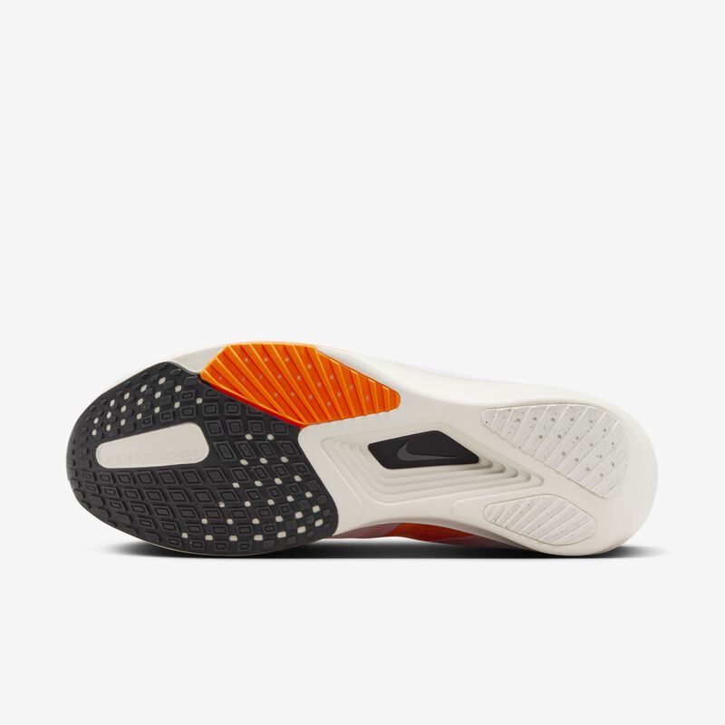Nike Rival Fly 4, Blanco/Negro-Naranja Total-Marfil Pálido, hi-res