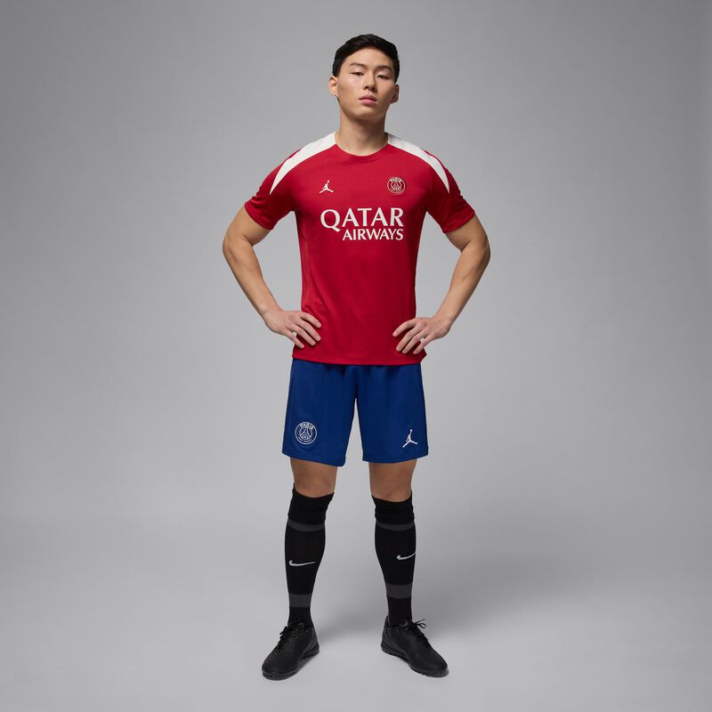 [Ljava.lang.String;@55d504af Nike Sportswear, Rojo, hi-res