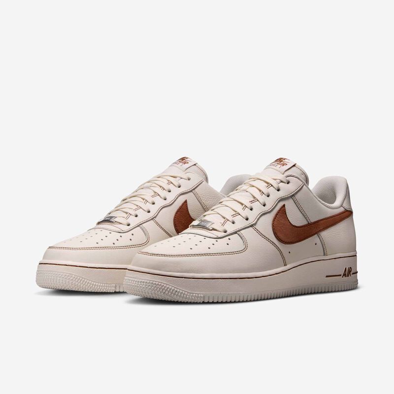Nike Air Force 1 '07 LV8, Marfil/Marrón Silla De Montar, hi-res