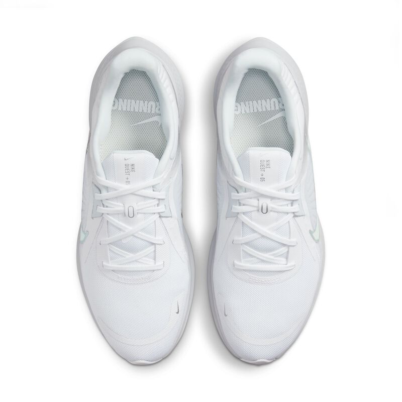 Nike Quest 5, Blanco/Platino puro/Plata metalizado, hi-res