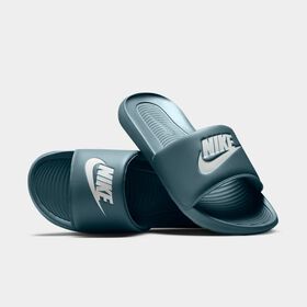 Nike Victori One, Gris, hi-res