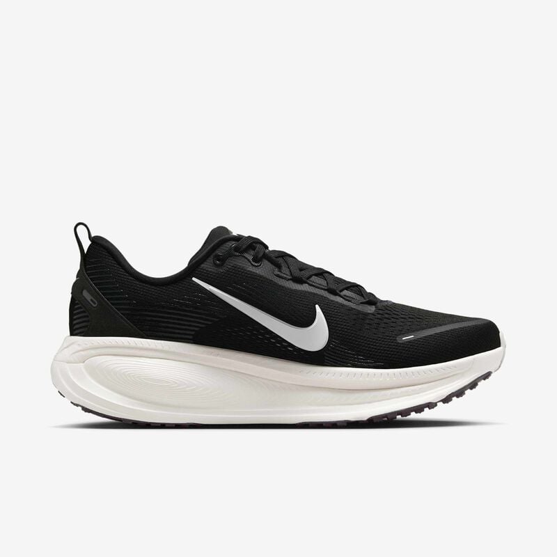 Nike Vomero 18, Negro/Leche De Coco/Mena De Hierro Claro/Blanco Cumbre, hi-res