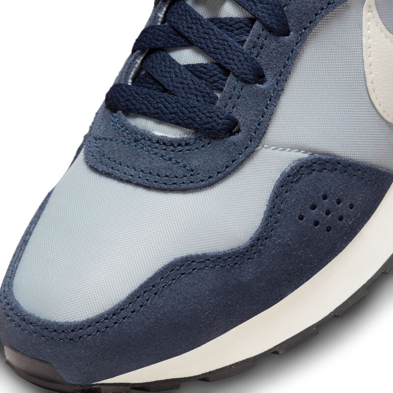 Nike MD Valiant, Obsidiana oscuro/Gris humo claro/Vela/Fantasma, hi-res
