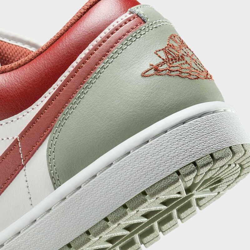 Air Jordan 1 Low, Vela/Jade Horizon-Pure Platinum-Blanco Apagado-Rojostone, hi-res