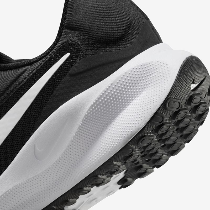 Nike Revolution 7, Negro/Blanco, hi-res