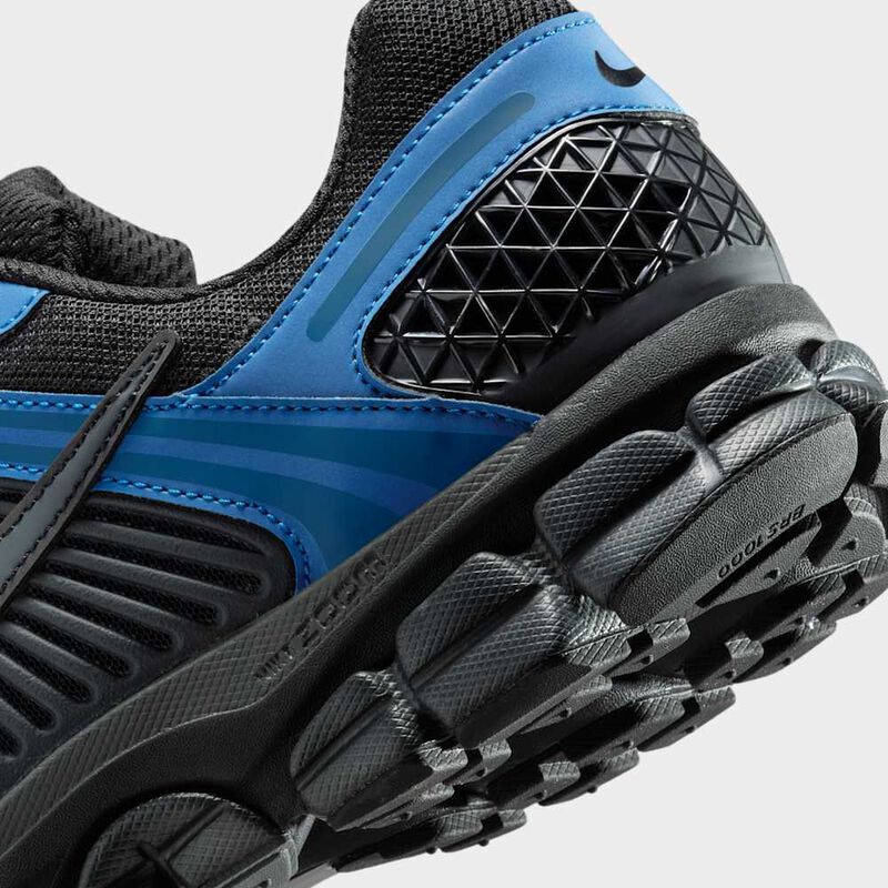 Zapatilla Nike Zoom Vomero, Negro, hi-res