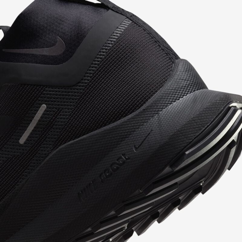 Nike Pegasus Trail 4 GORE-TEX, Negro/Marrón terciopelo/Antracita, hi-res