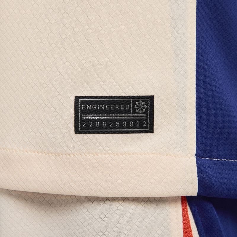 Camiseta Nike Sportswear, Marr&oacute;n, hi-res
