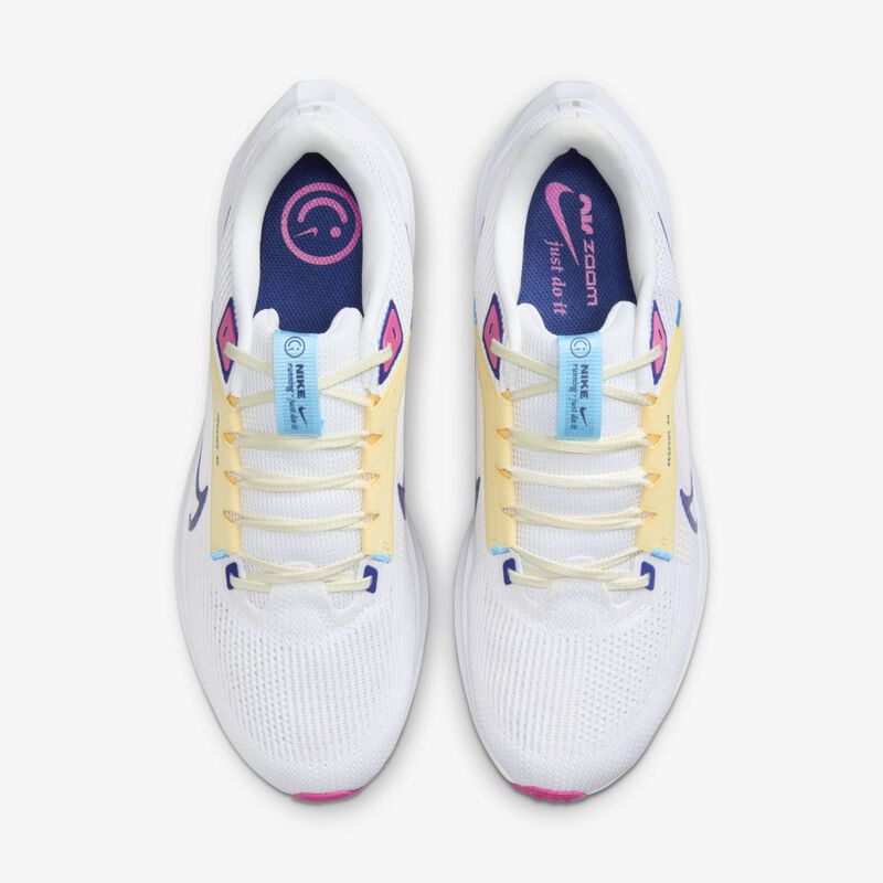 Nike Pegasus 40, Blanco/Polvo de Fotón/Rosa Intenso/Hiper Azul Profundo, hi-res