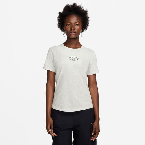 Nike Sportswear Club