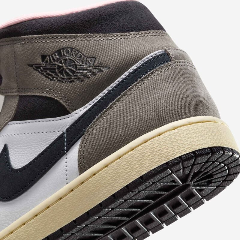 Air Jordan 1 Mid SE, Blanco/Cueva/Sulfuro oscuro/Gris aceite, hi-res