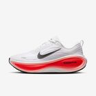 Nike Vomero Plus, Blanco/Carmesí brillante/Plata metalizado/Negro, hi-res