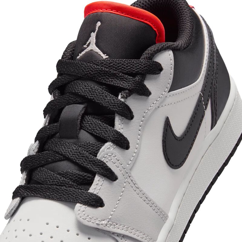[Ljava.lang.String;@22d9b2ff Jordan, Negro, hi-res