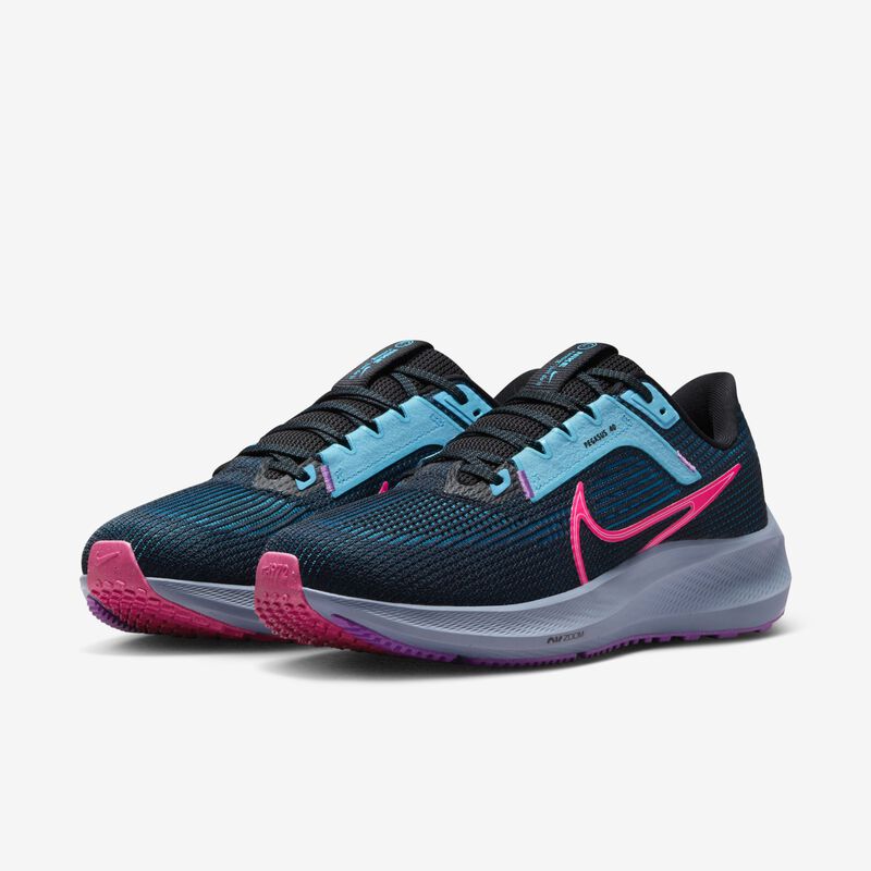 Nike Pegasus 40 SE, Negro/Abismo verde/Azul Báltico/Rosa intenso, hi-res