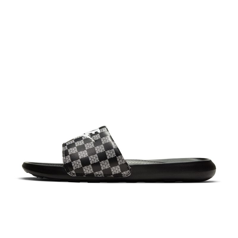 Nike Victori One, Negro/Negro/Blanco, hi-res