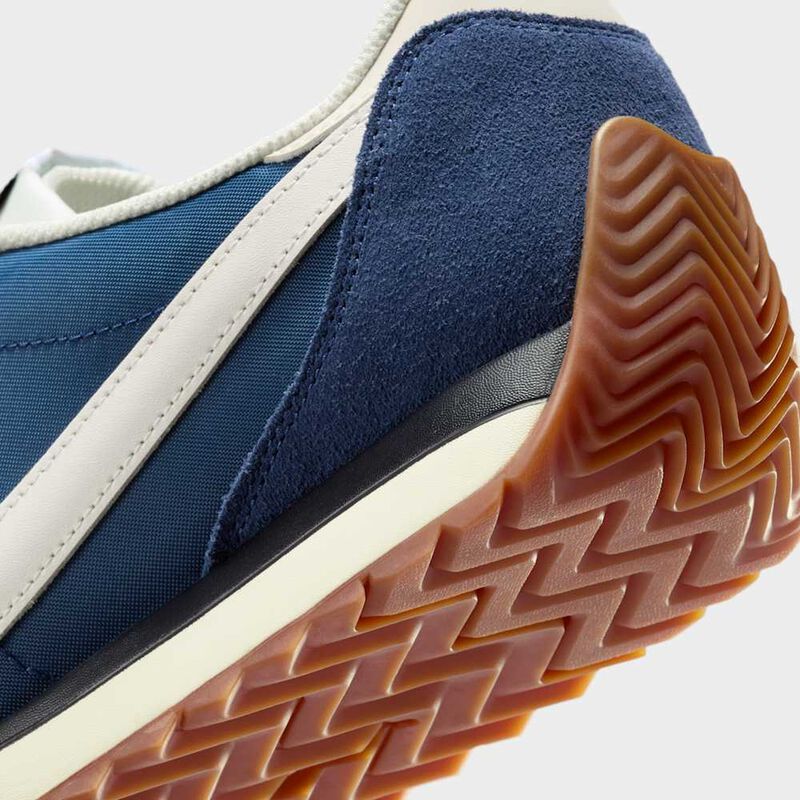 Nike Pacific, Azul marino medianoche/Marr&oacute;n medio goma/Marfil p&aacute;lido, hi-res