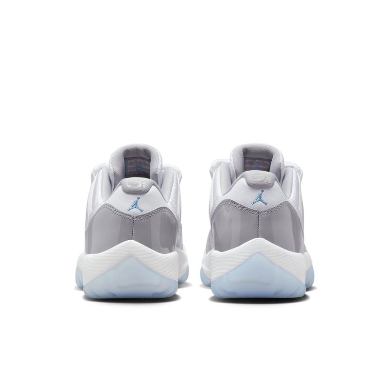 Air Jordan 11 Retro Low, Blanco/Gris cemento/Azul Universitario, hi-res