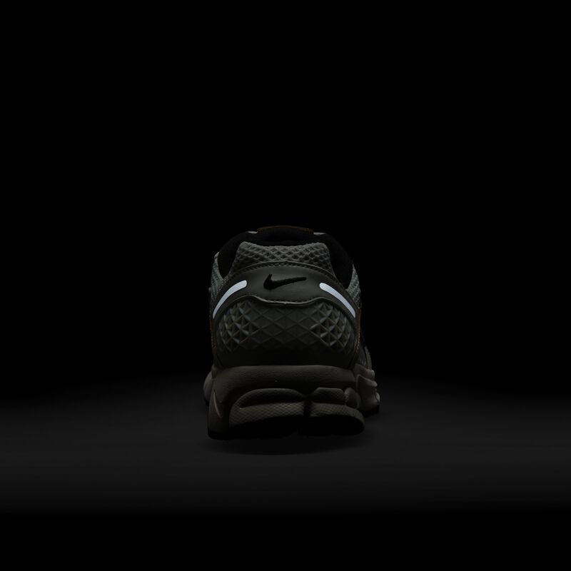 Nike Zoom Vomero 5, Plata Claro/Hueso Claro/Negro/Cromo, hi-res