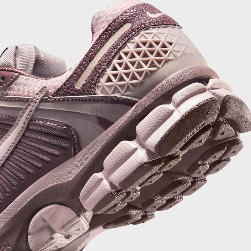 Zapatilla Nike Zoom Vomero&nbsp;5, Morado, hi-res