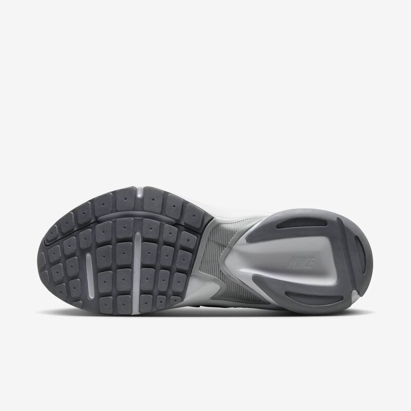 Nike AL8, Blanco/Plata Metalizado-Gris Humo-Negro, hi-res
