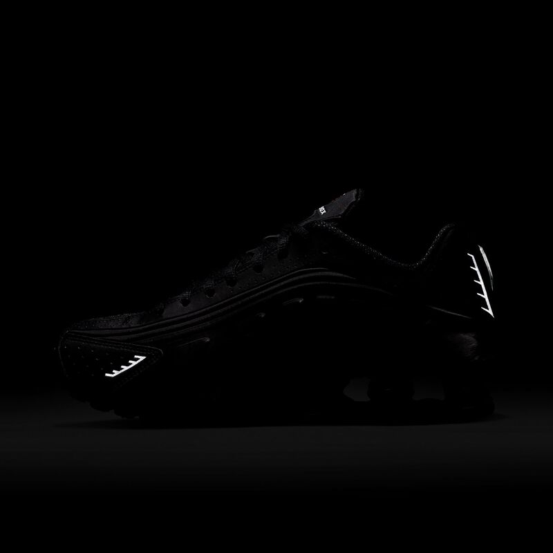 Nike Shox R4, Negro, hi-res