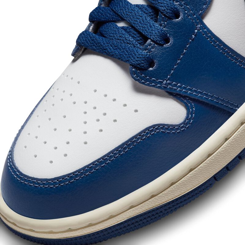Air Jordan 1 Mid, Blanco/Rojo gimnasio/Vela/Azul francés, hi-res