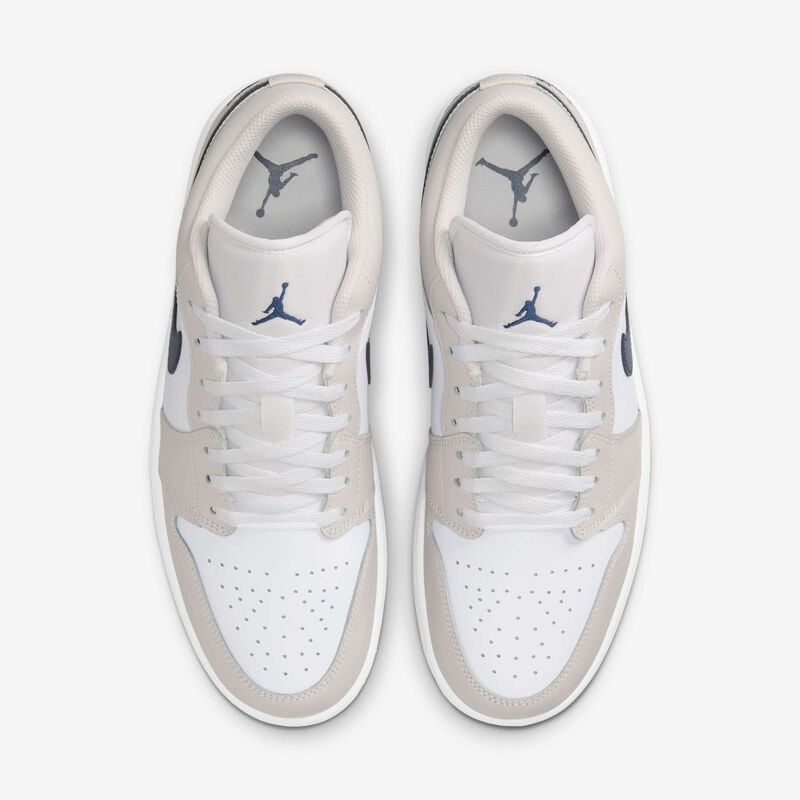 Air Jordan 1 Low, Blanco/Gris Neutro/Marrón Medio Goma/Azul Marino Medianoche, hi-res