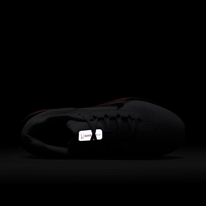 Nike Winflo 11, Platino puro/Carmesí brillante/Gris intenso/Negro, hi-res