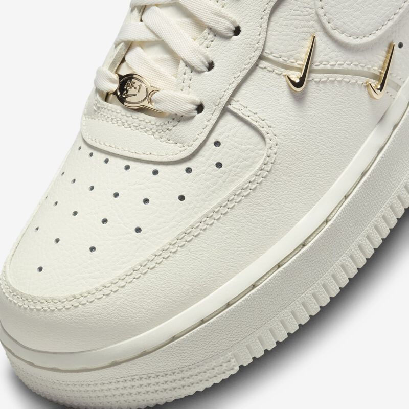 Nike Air Force 1 ’07 LX, Vela/Vela/Oro Metalizado/Vela, hi-res