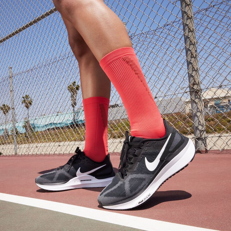 Nike Structure 25, Negro/Gris humo oscuro/Blanco, hi-res