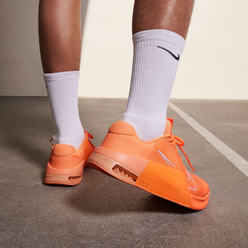 Nike Metcon 9 AMP, Naranja atómico/Melocotón hielo/Crema melocotón/Blanco, hi-res