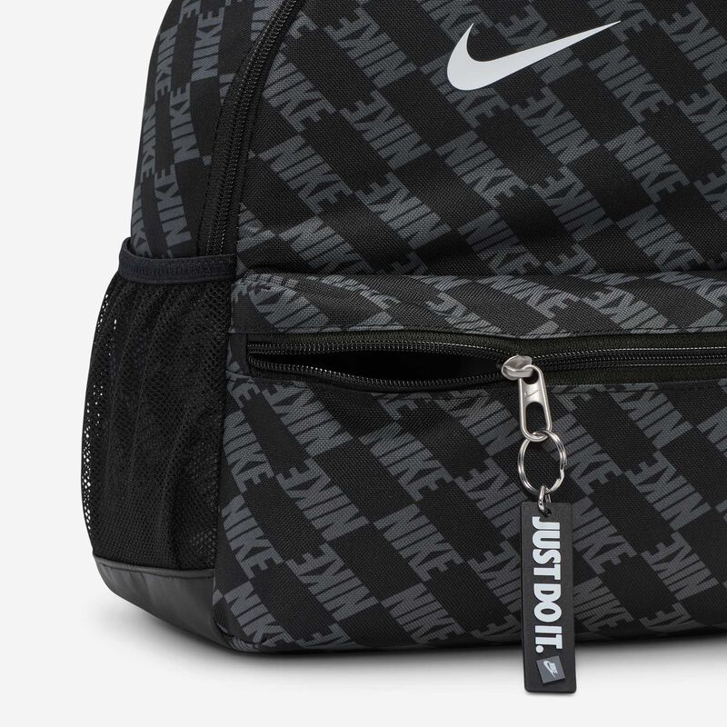 Nike Brasilia JDI, Negro/Gris hierro/Blanco, hi-res