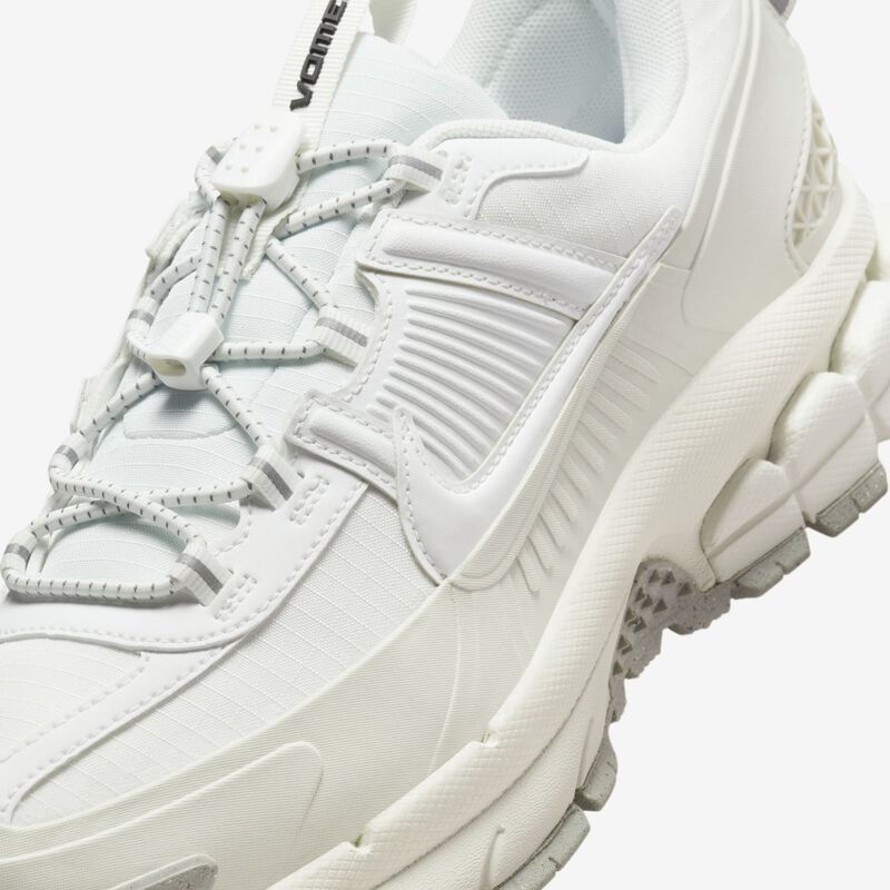 Nike Zoom Vomero Roam, Blanco cumbre/Blanco cumbre-Hueso claro, hi-res