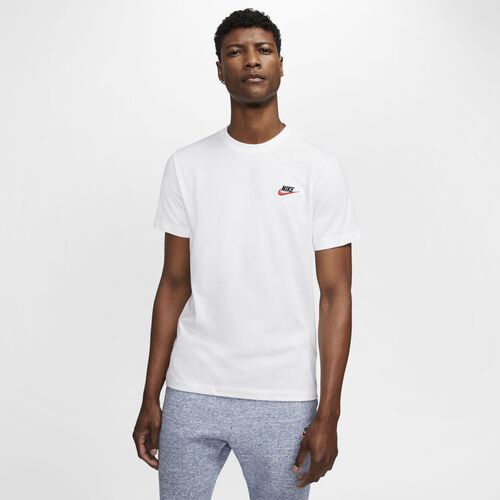 Nike Sportswear Club