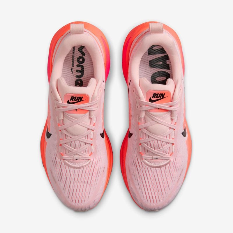 Nike Vomero 18, Atmósfera/Carmesí Brillante/Carmesí Felicidad/Negro, hi-res