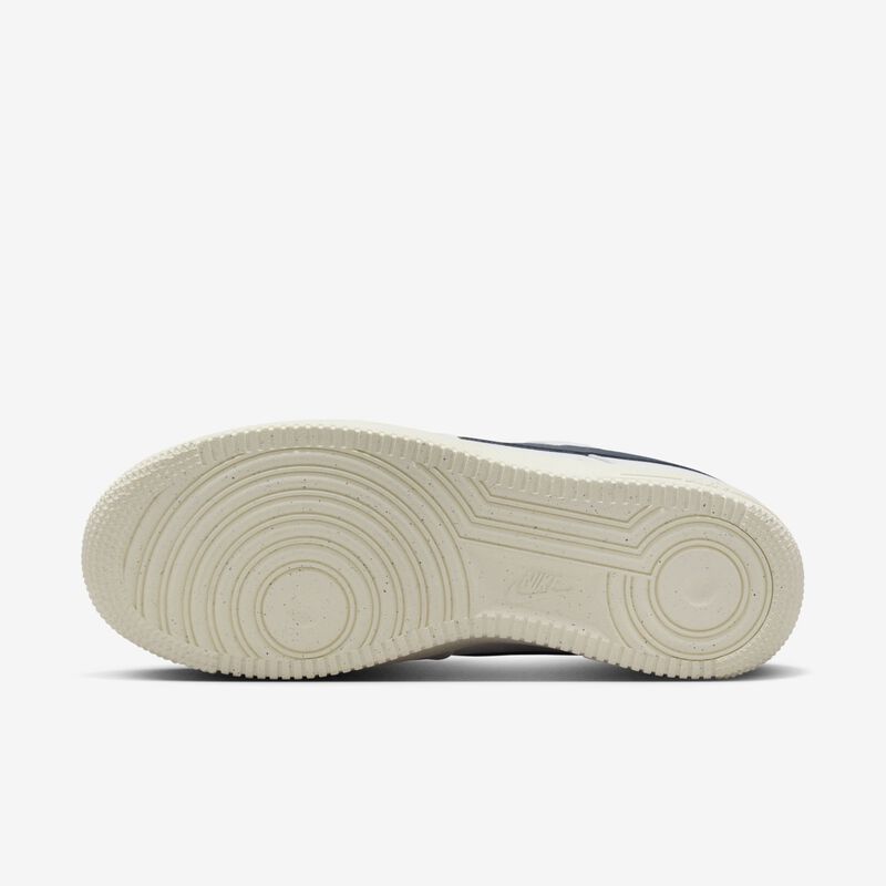 Nike Air Force 1 '07 Next Nature, Blanco/Marfil Pálido/Oro Metalizado/Obsidiana, hi-res