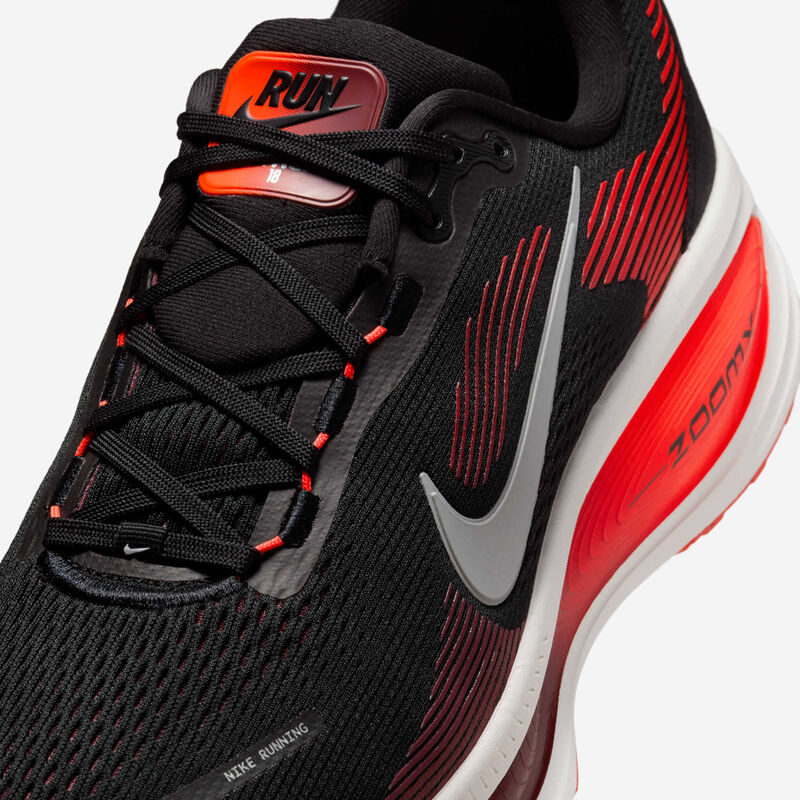 Nike Vomero 18, Negro/Carmesí brillante/Equipo Rojo/Blanco Cumbre, hi-res