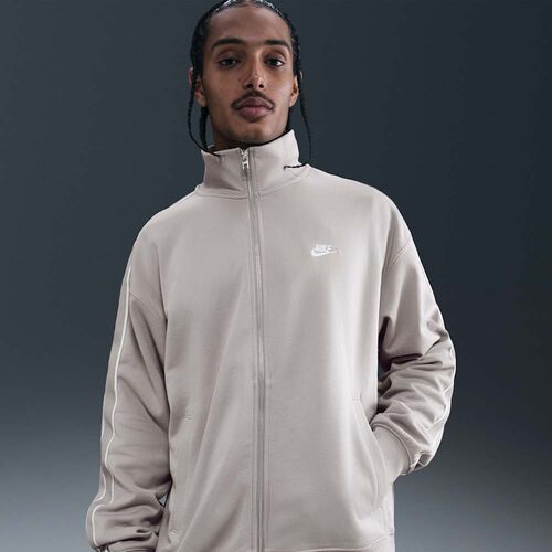 Nike Sportswear Club