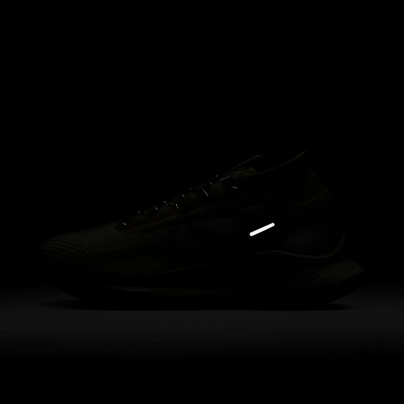 [Ljava.lang.String;@40aa3b99 Nike, Marr&oacute;n, hi-res