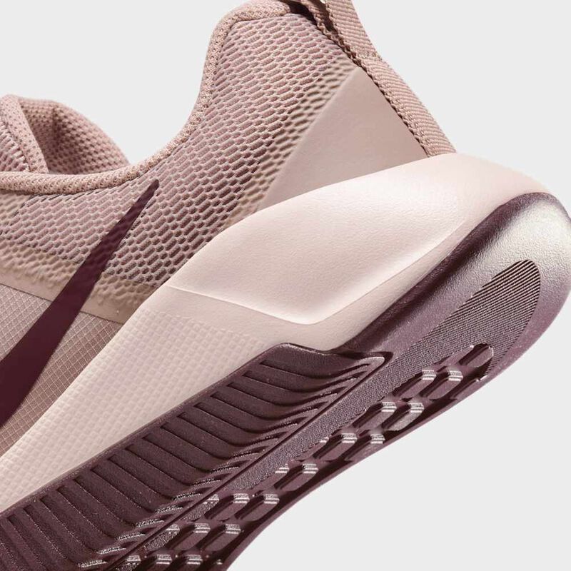 Nike MC Trainer 3, Malta/Borgo&ntilde;a Rojo Triturado-Limo, hi-res