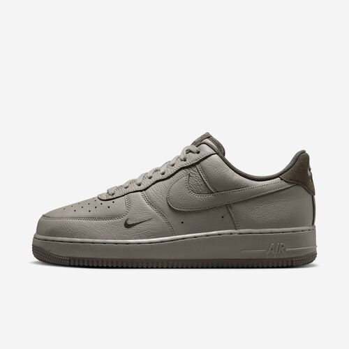 Nike Air Force 1 '07 LV8