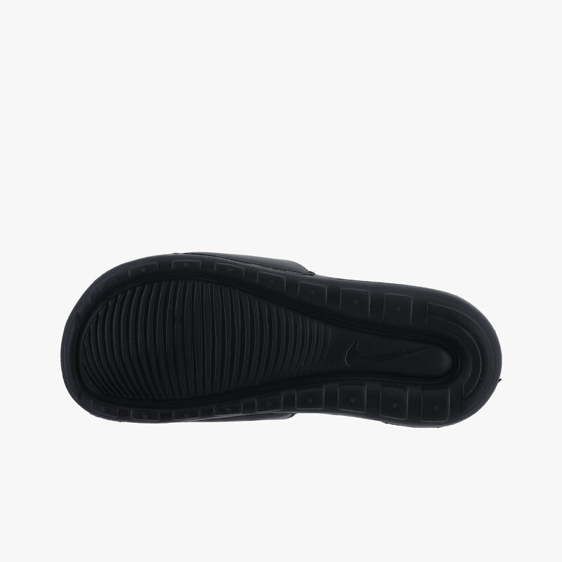Nike Victori One, Negro/Negro/Blanco, hi-res