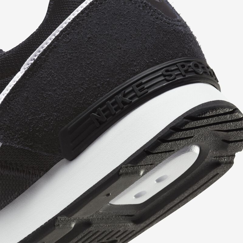 Nike Venture Runner, Negro/Negro/Blanco, hi-res