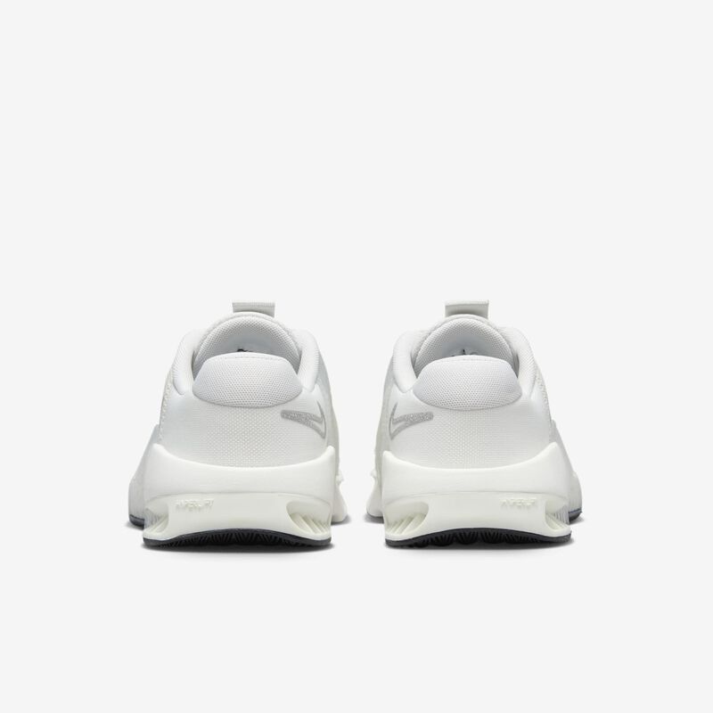 Nike Metcon 9 Premium, Blanco Cumbre/Vela/Negro/Plata Metalizado, hi-res